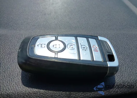 2021 Ford Escape Se Hybrid z USA, uszkodzony, nr VIN 1FMCU9BZ1MUB03889